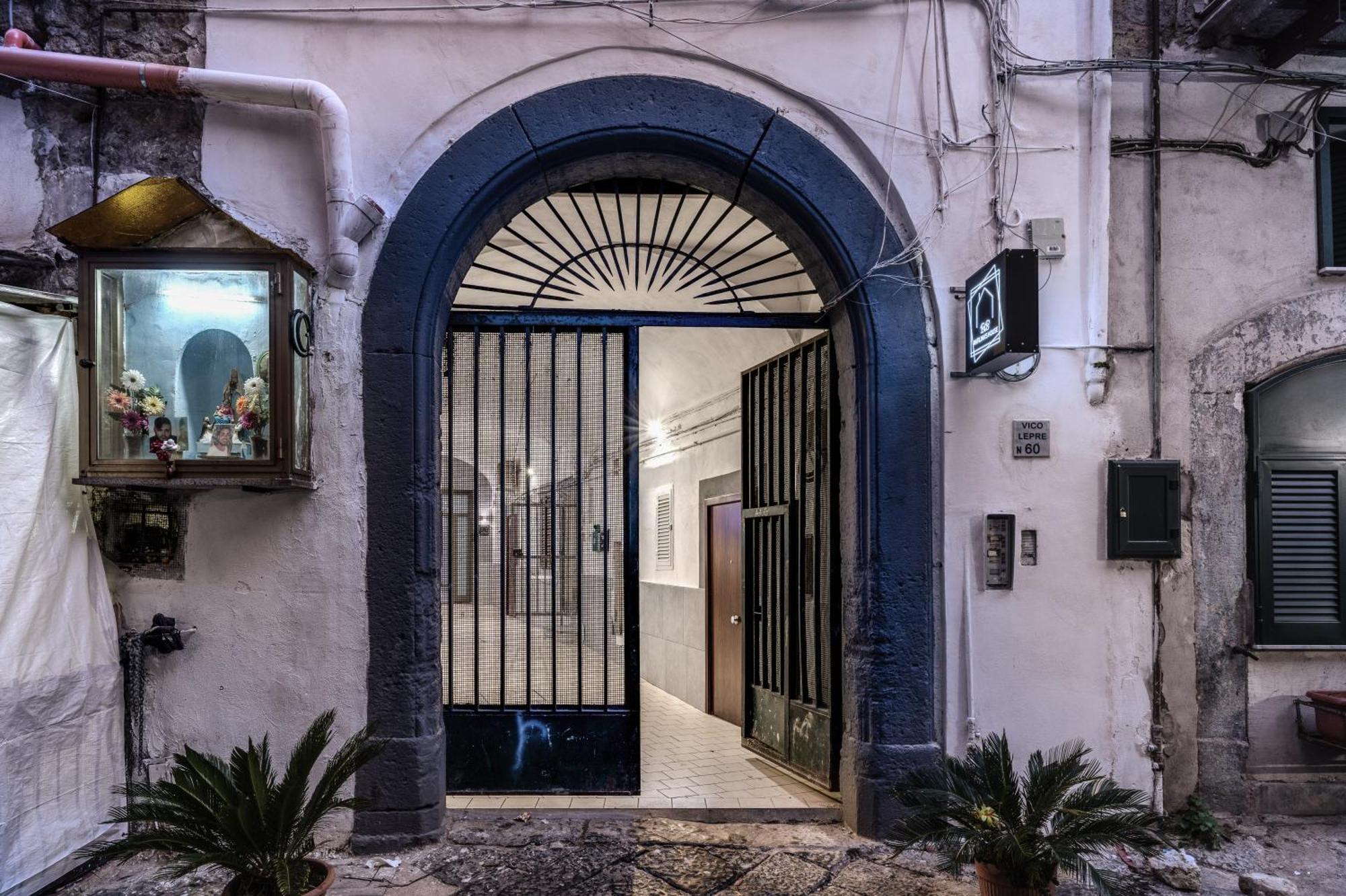 Couette-café Rafilina's House Naples